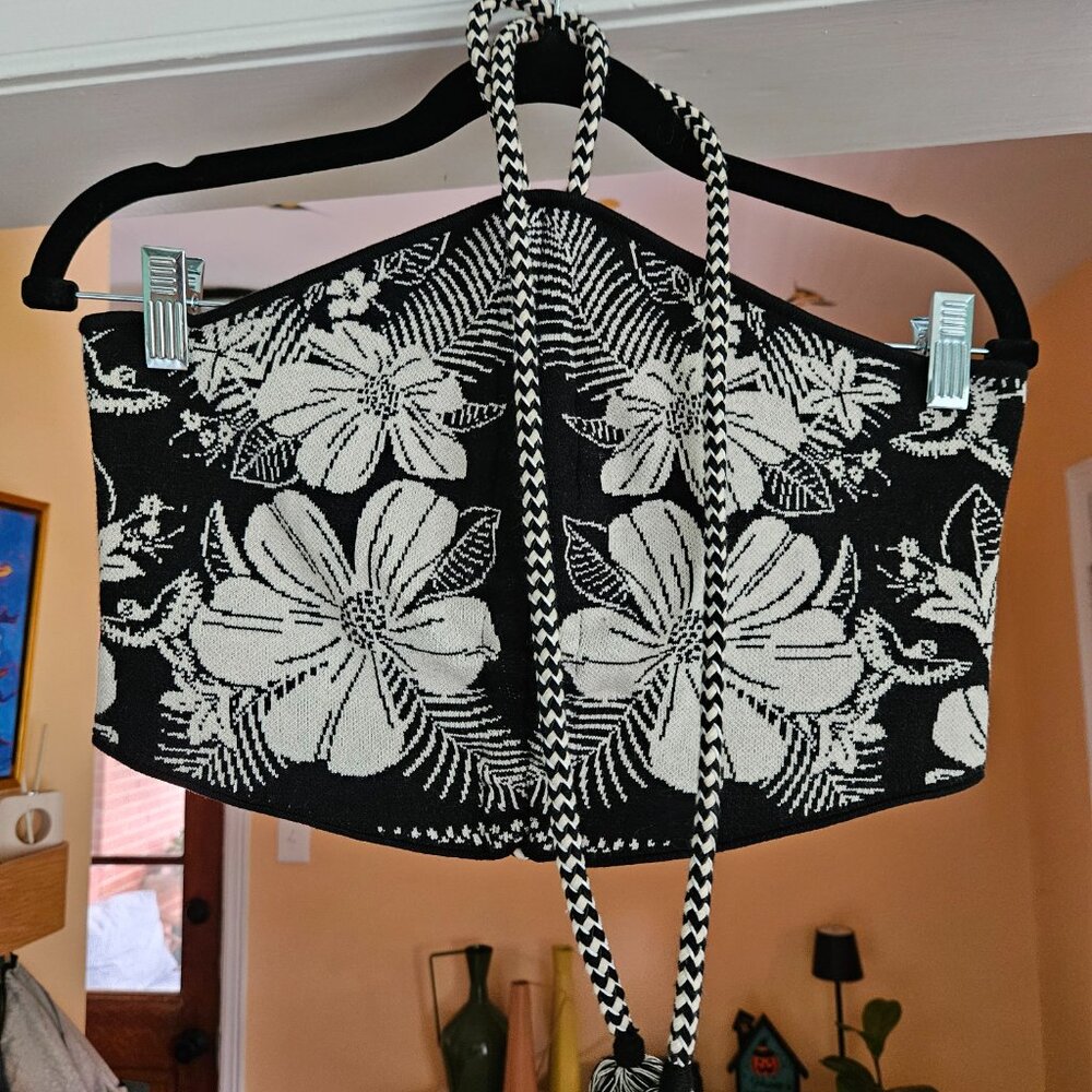 FARM Rio Black and Cream Floral Knit Cropped Strapless Top - Picture 3 of 5